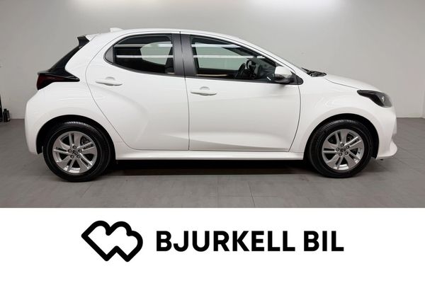 Mazda 2 Hybrid 116hk Centre line, Automat, Backkamera - 2024