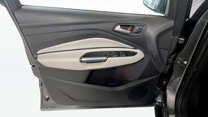 Ford Kuga bild 11