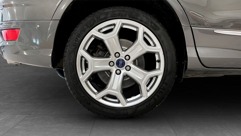 Ford Kuga bild 9