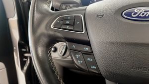 Ford Kuga bild 19