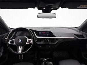 BMW 118 bild 12