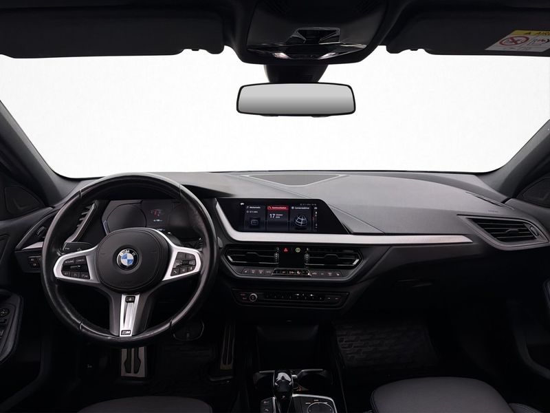 BMW 118 bild 12