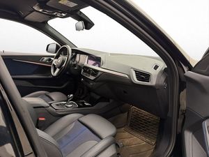 BMW 118 bild 15