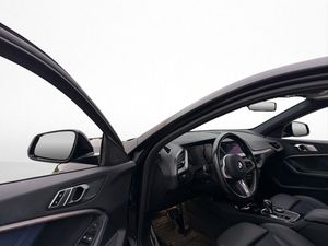 BMW 118 bild 10