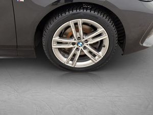 BMW 118 bild 32