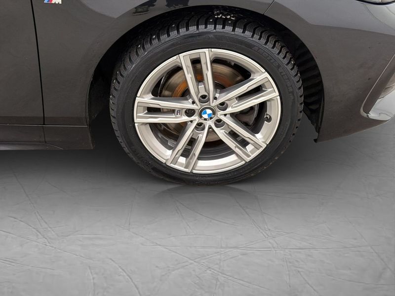 BMW 118 bild 32