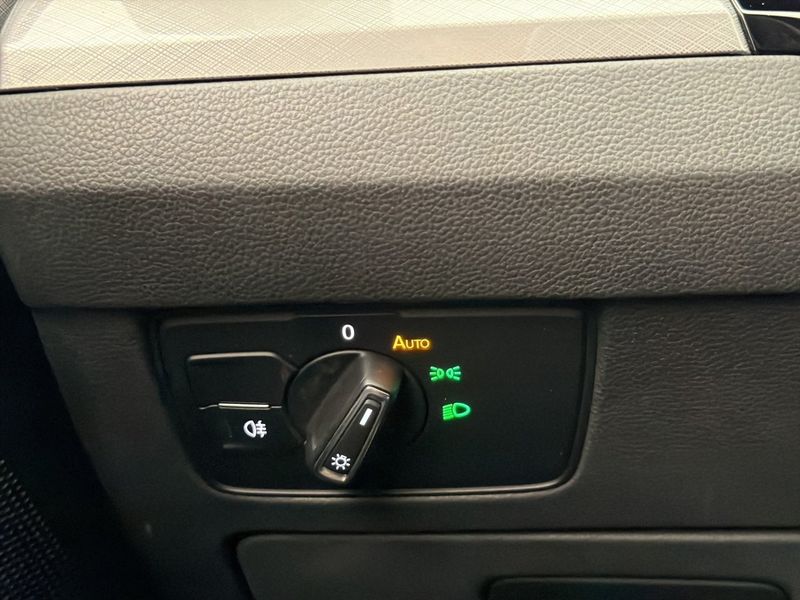 Volkswagen Passat bild 26