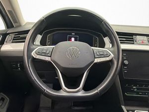 Volkswagen Passat bild 14