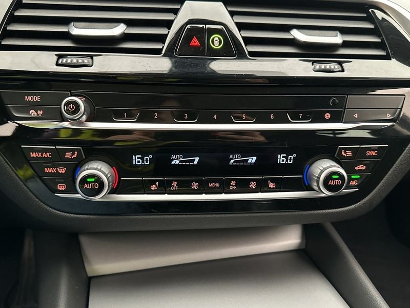BMW 530 bild 23