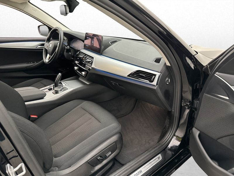 BMW 530 bild 16