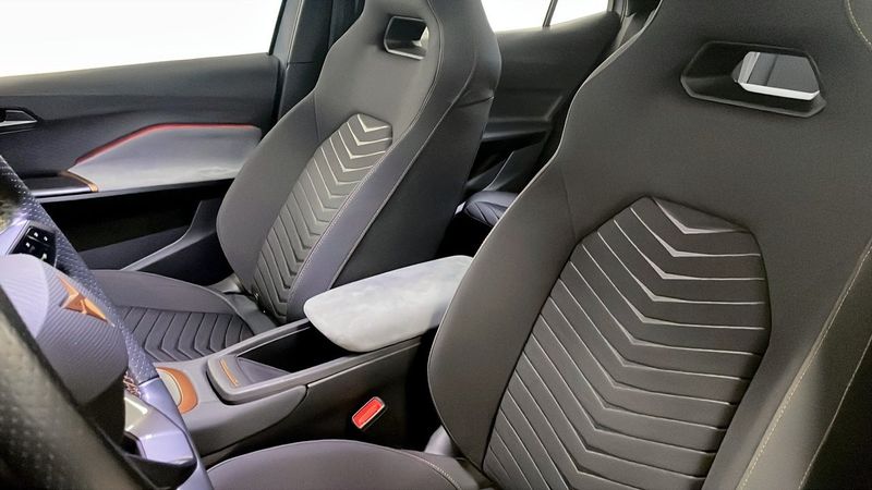 Cupra Born bild 8