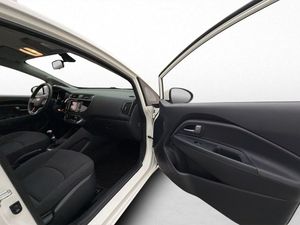 Kia Rio bild 24