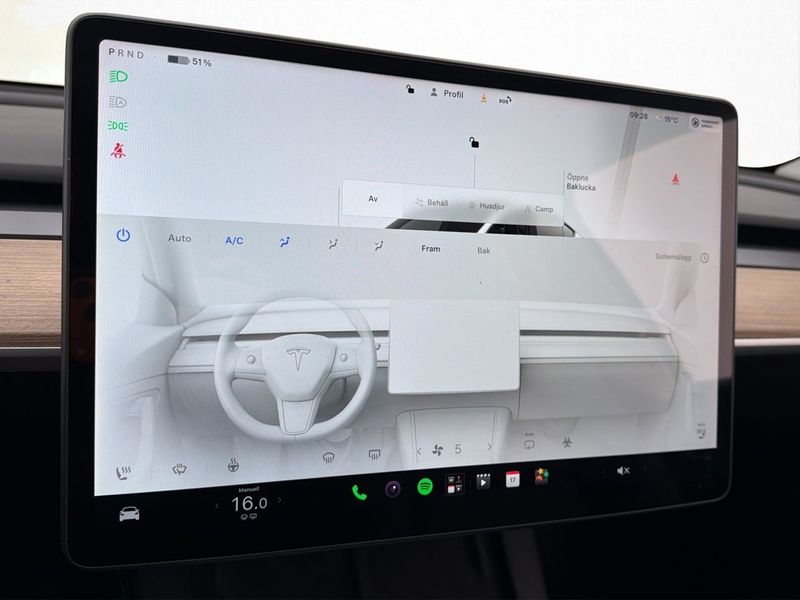 Tesla Model Y bild 22