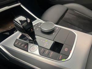 BMW 330 bild 30
