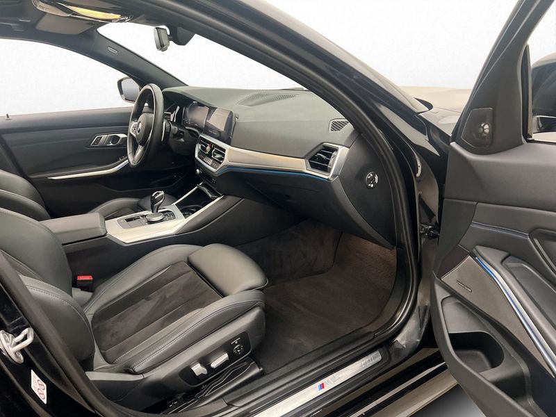 BMW 330 bild 33