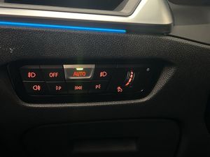 BMW 330 bild 14