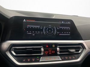 BMW 330 bild 23