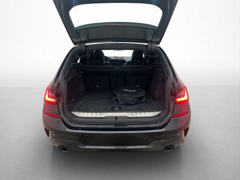 BMW 330 bild 36