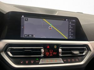 BMW 330 bild 20