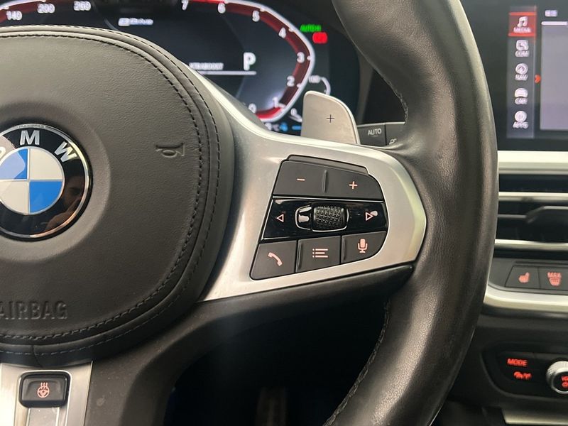 BMW 330 bild 18