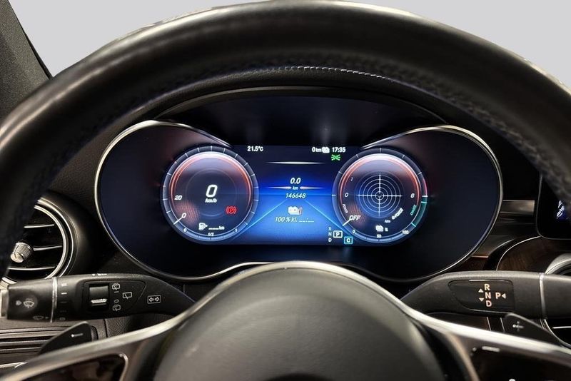 Mercedes GLC300 bild 10