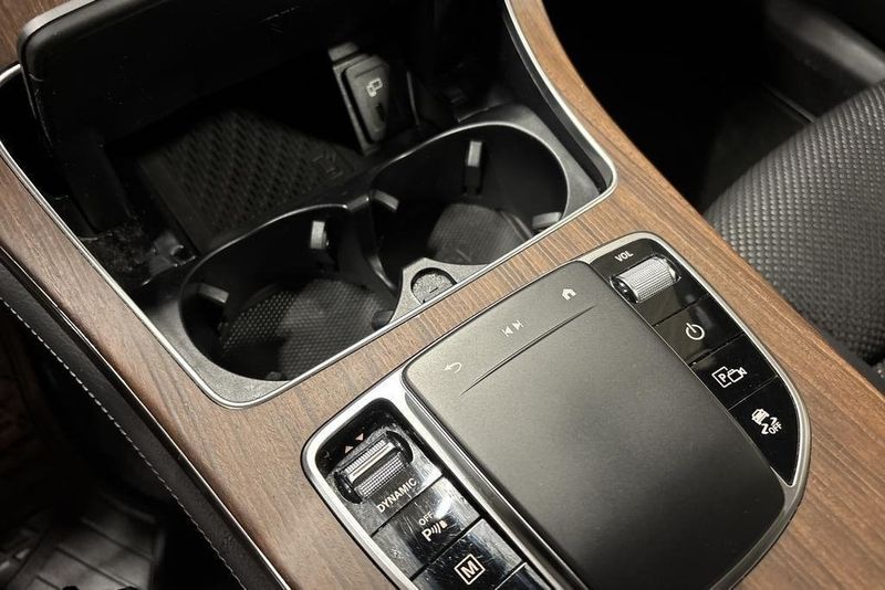 Mercedes GLC300 bild 12