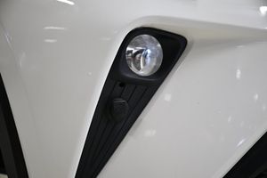 Toyota C-HR bild 28