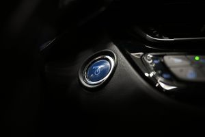 Toyota C-HR bild 25