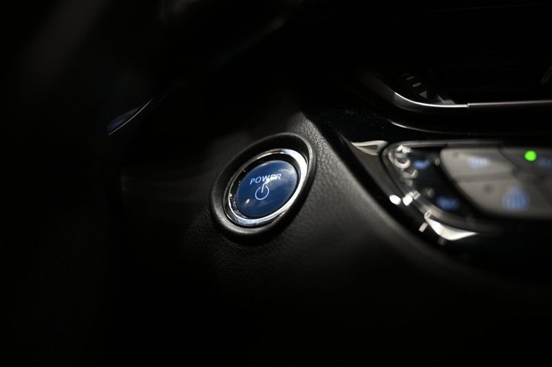 Toyota C-HR bild 25