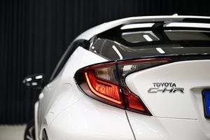 Toyota C-HR bild 7