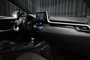 Toyota C-HR bild 17