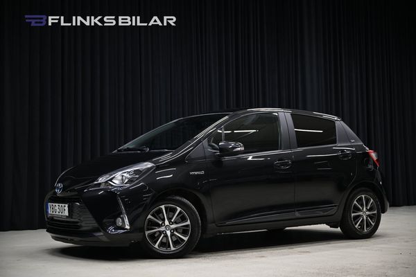 Toyota Yaris Hybrid 101HK Y20 Backkamera|DEFA|M/K-Värmare|Y20-Black - 2019