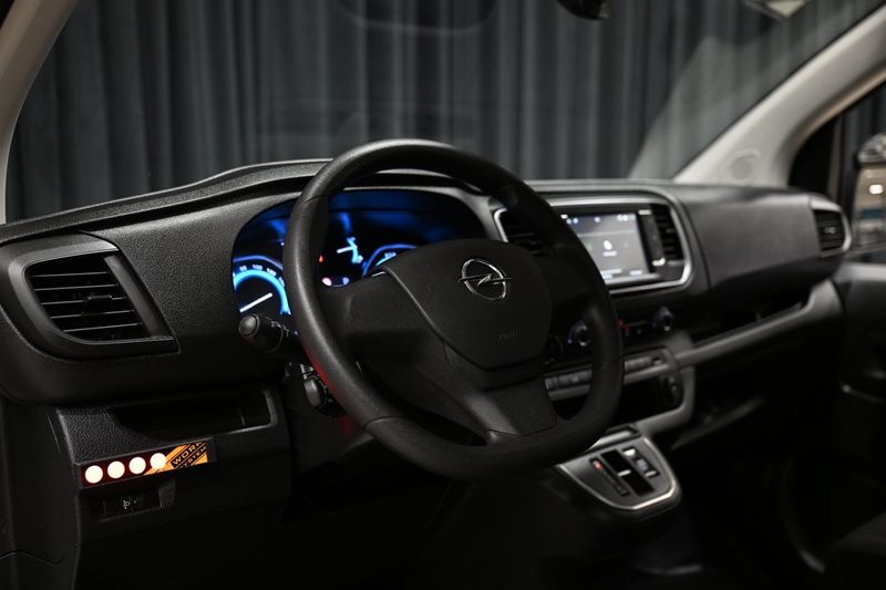 Opel Vivaro bild 26