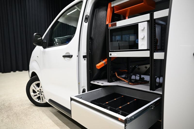 Opel Vivaro bild 12