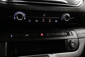 Opel Vivaro bild 37
