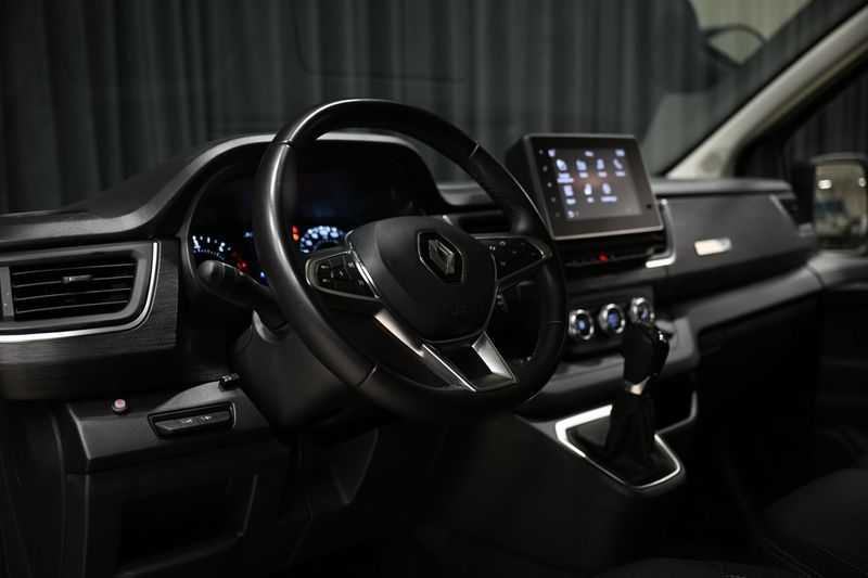 Renault Trafic bild 17