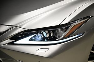 Lexus ES bild 5