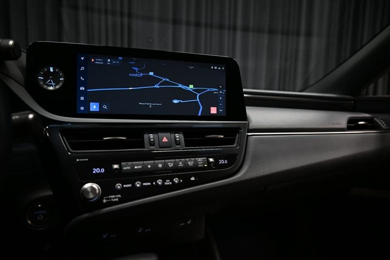 Lexus ES bild 26