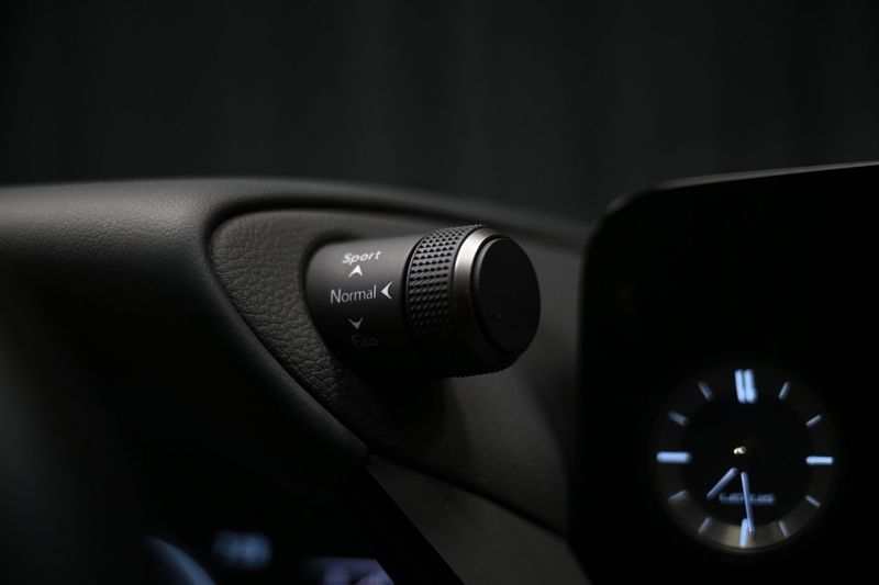 Lexus ES bild 31