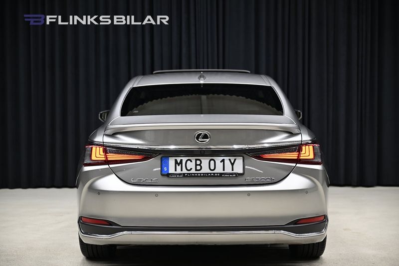 Lexus ES bild 7