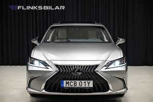 Lexus ES bild 11