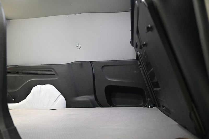Peugeot e-Partner bild 9