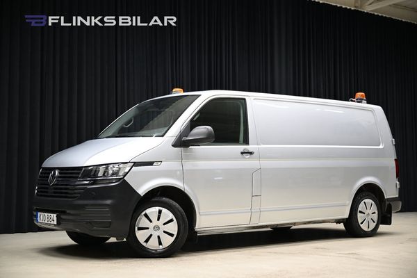 Volkswagen Transporter DSG 150HK L2 Inredd|Drag|Värmare|Backkamera|Lågmil|Moms - 2022