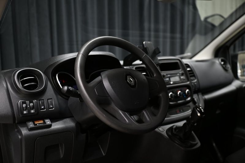 Renault Trafic bild 19