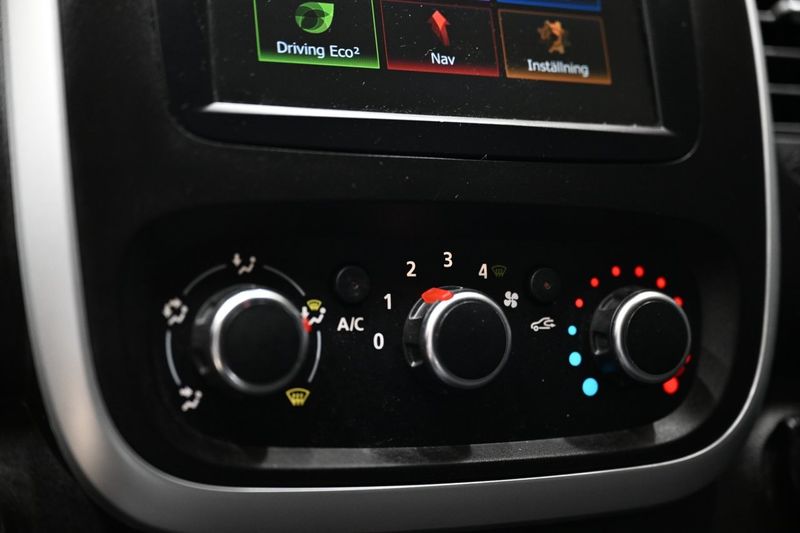 Renault Trafic bild 25