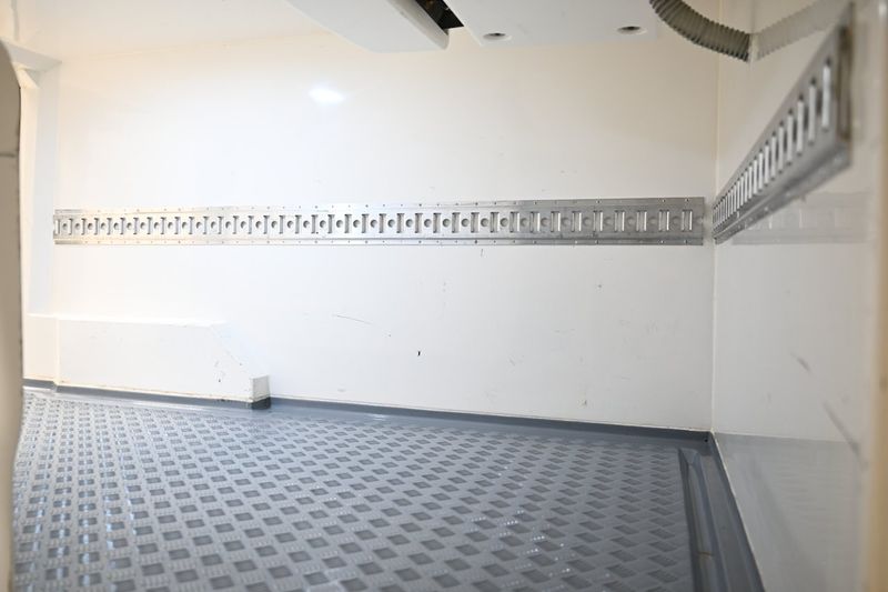 Renault Trafic bild 9
