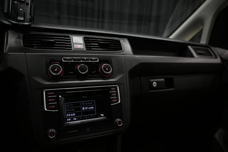 Volkswagen Caddy Maxi bild 29