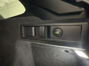 BMW 330 bild 34