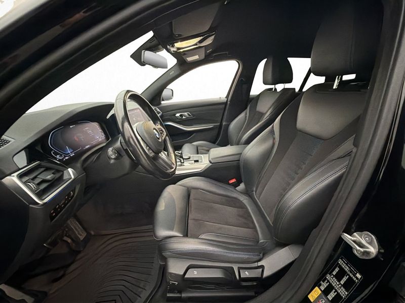 BMW 330 bild 12