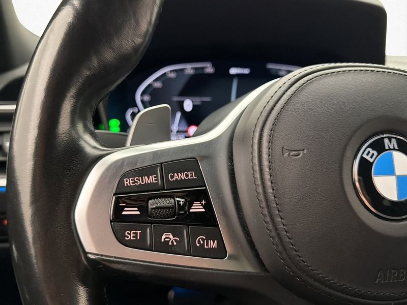 BMW 330 bild 17